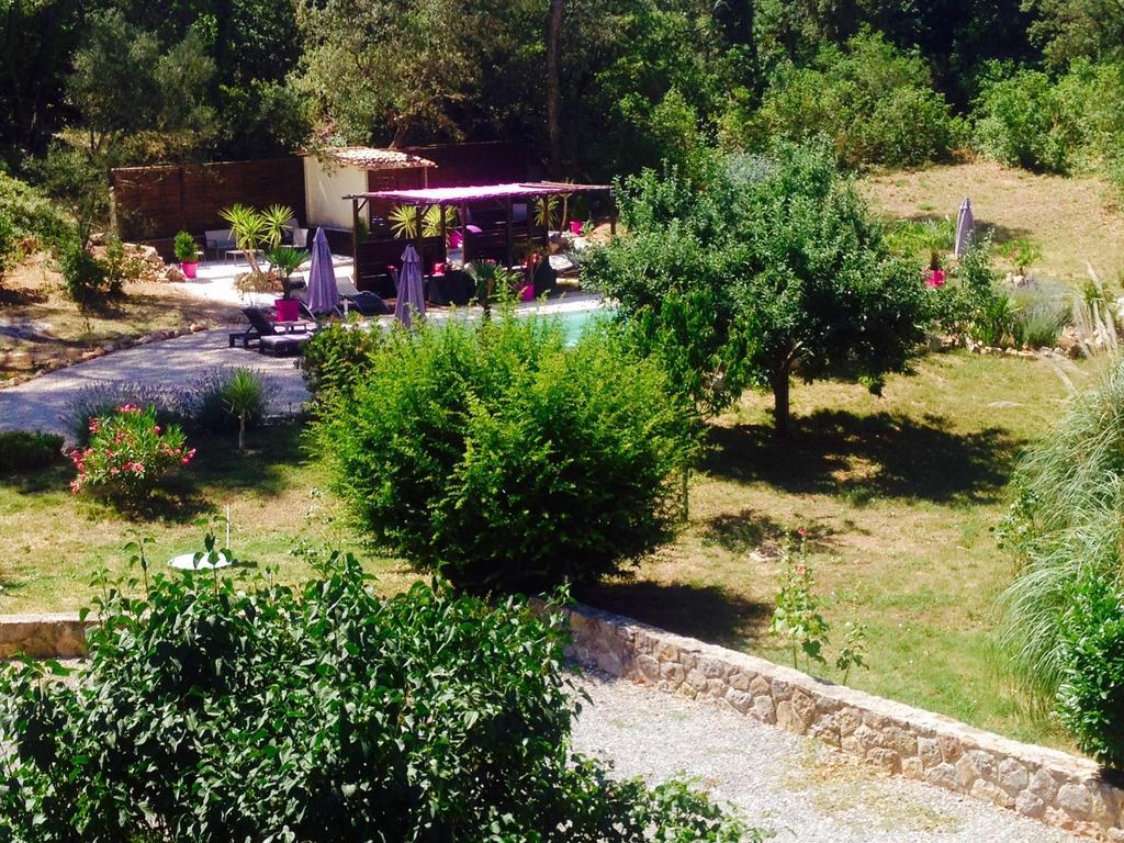 La Bastide De L'Issole Apartment Besse-sur-Issole Стая снимка