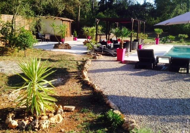 La Bastide De L'Issole Apartment Besse-sur-Issole Стая снимка