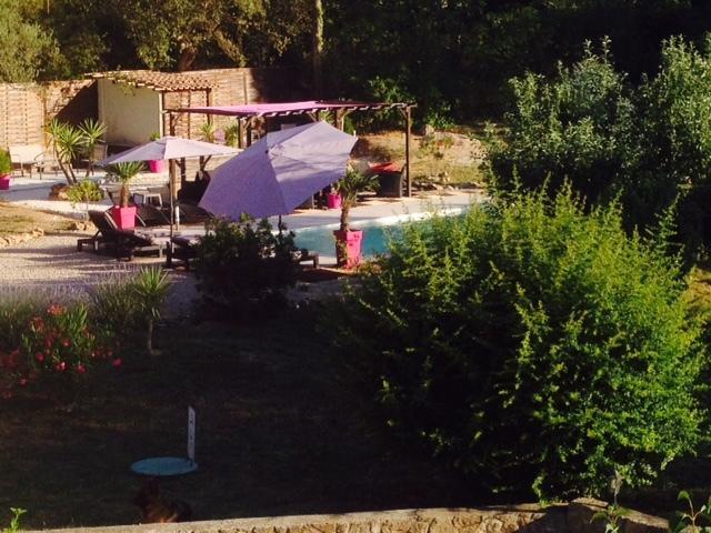 La Bastide De L'Issole Apartment Besse-sur-Issole Стая снимка